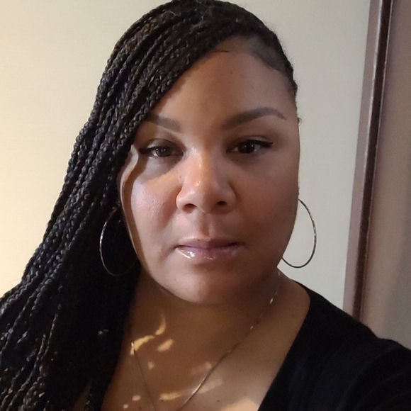 Meet your Posher, D - Picture 1 of 3